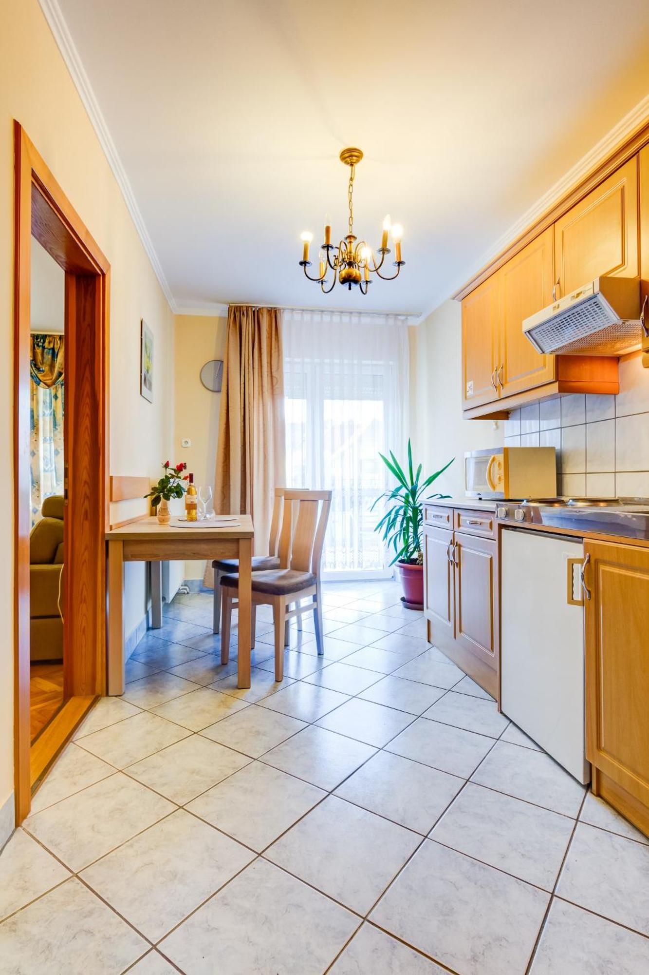 Ilona Apartman Heviz Exterior photo